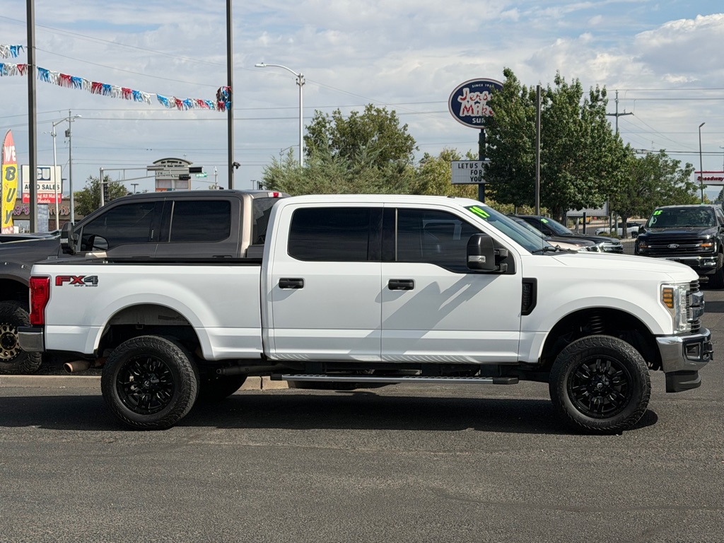 Photo 49 of this FORD F250