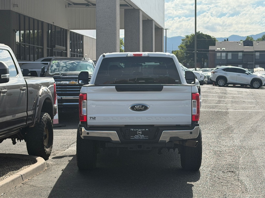 Photo 45 of this FORD F250