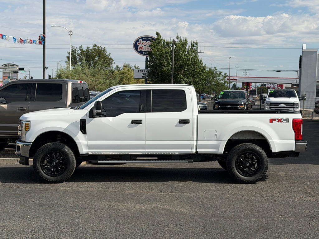 Photo 41 of this FORD F250