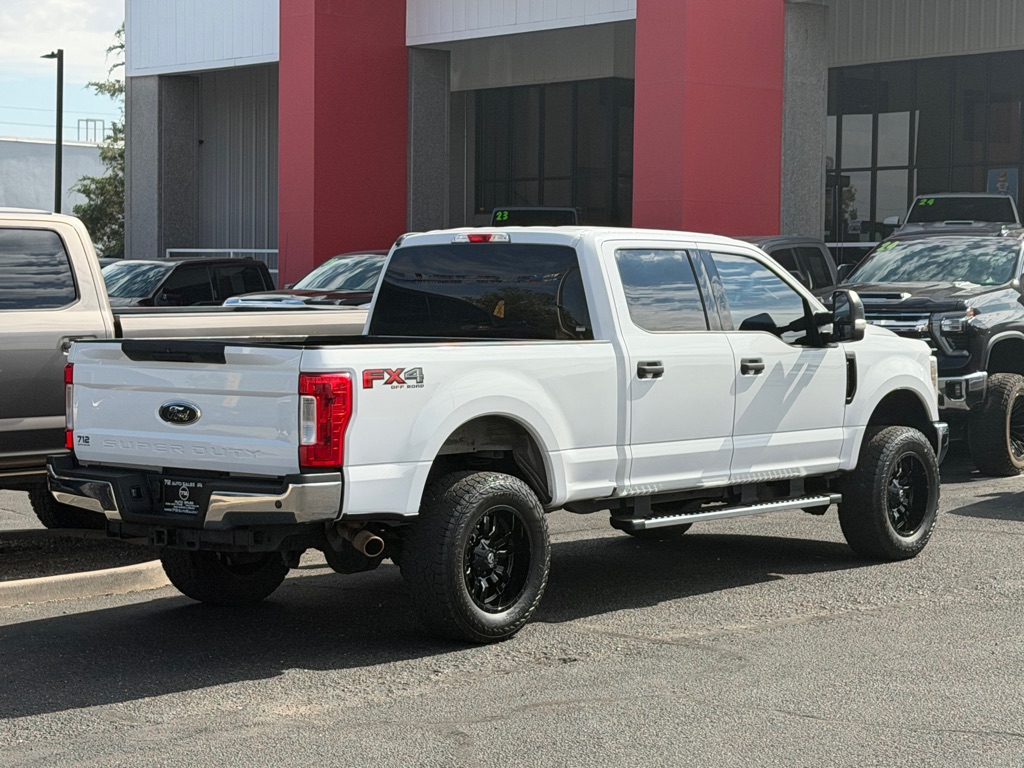 Photo 47 of this FORD F250