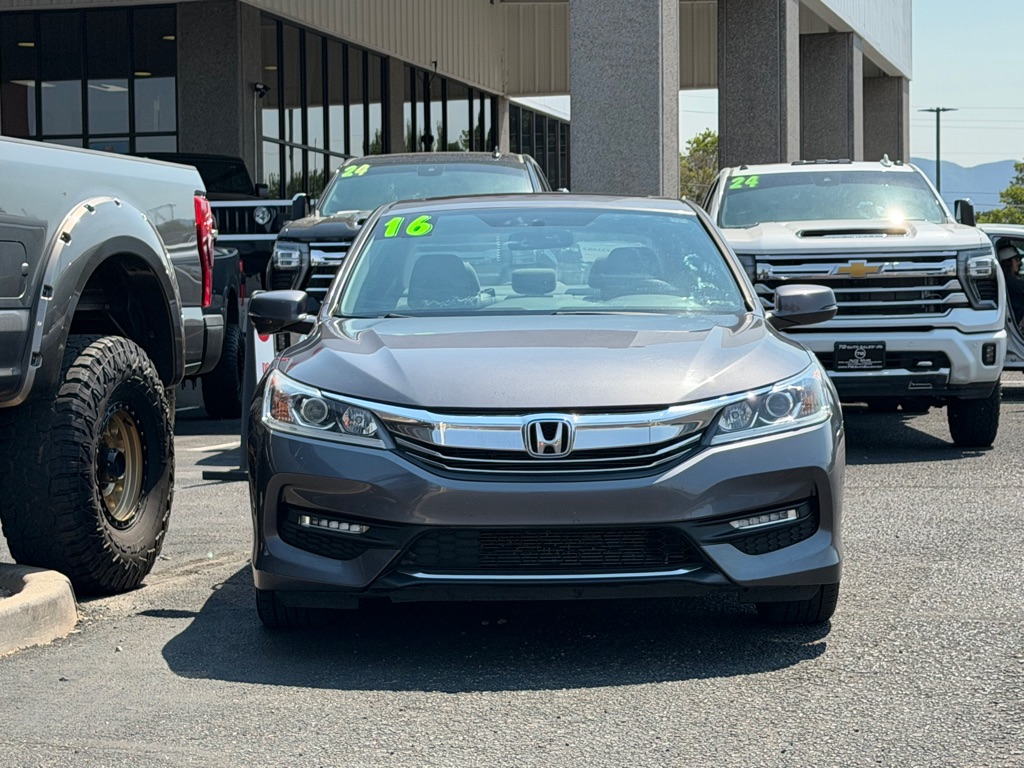 Photo 40 of this HONDA ACCORD
