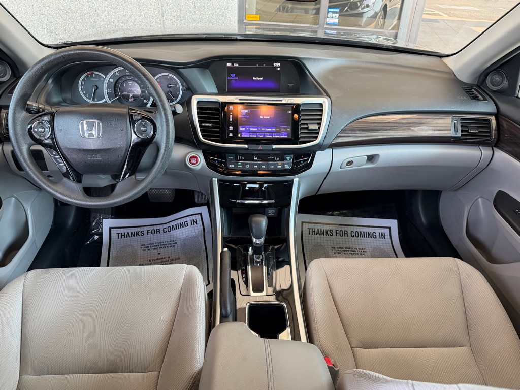 Photo 26 of this HONDA ACCORD
