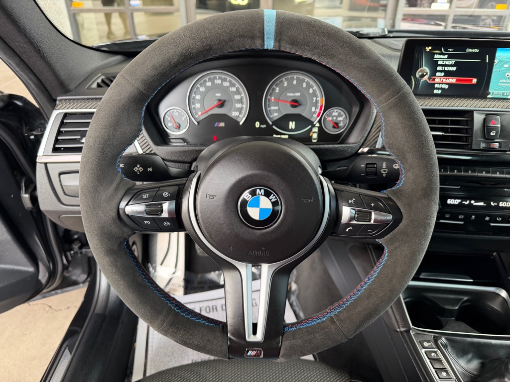 Photo 10 of this BMW M3