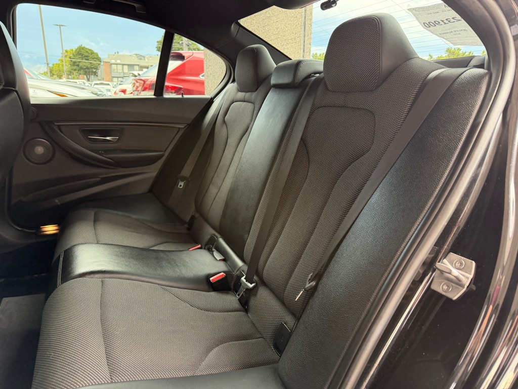 Photo 18 of this BMW M3