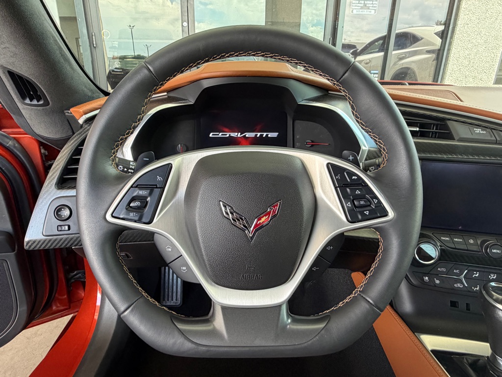 Photo 8 of this CHEVROLET CORVETTE