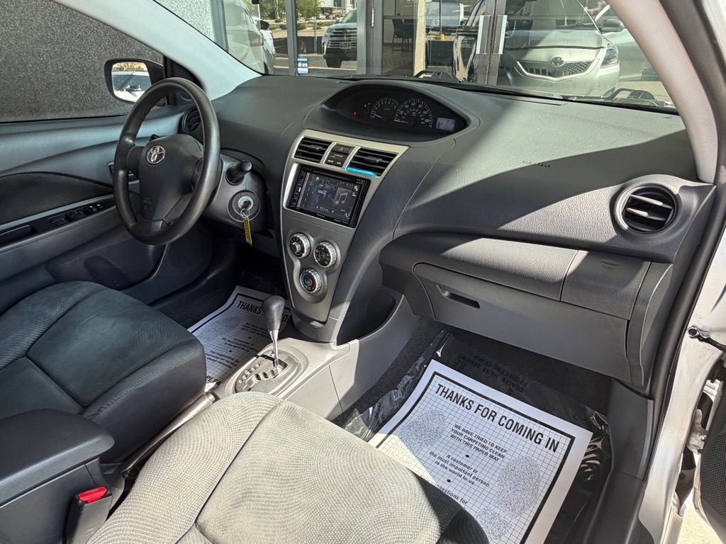 Photo 26 of this TOYOTA YARIS