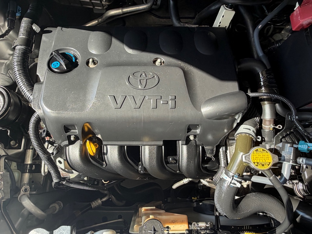 Photo 45 of this TOYOTA YARIS