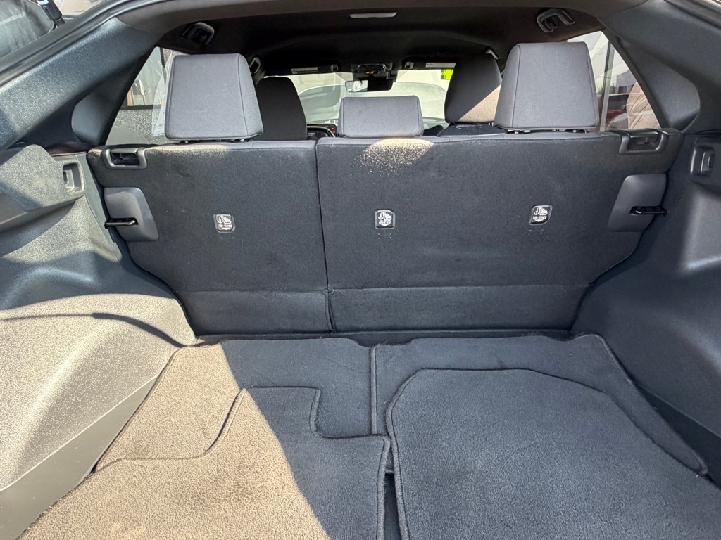 Photo 26 of this SUBARU SOLTERRA
