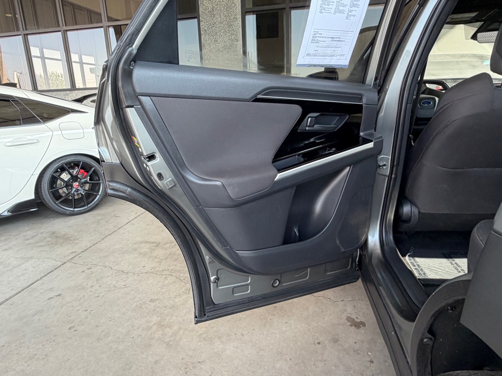 Photo 24 of this SUBARU SOLTERRA