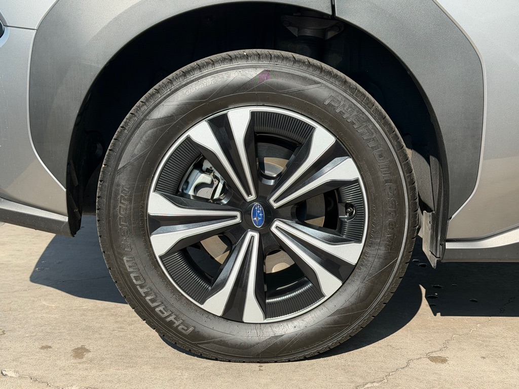 Photo 55 of this SUBARU SOLTERRA