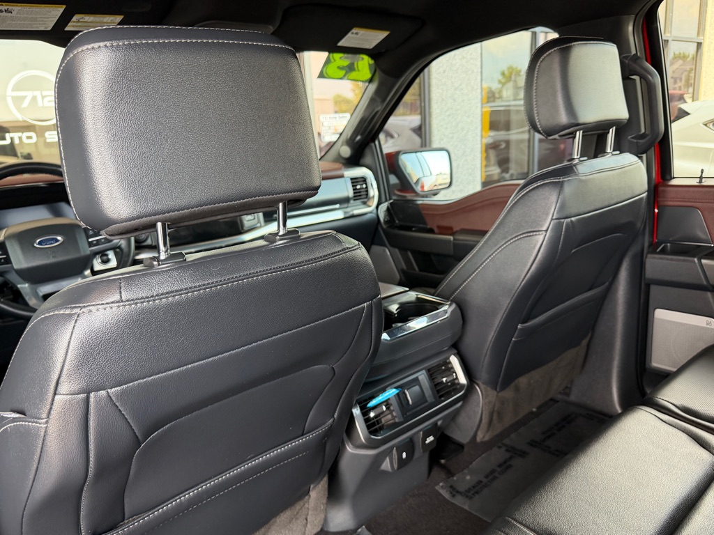 Photo 25 of this FORD F150
