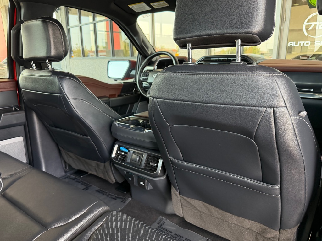 Photo 33 of this FORD F150