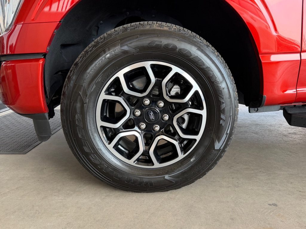 Photo 60 of this FORD F150