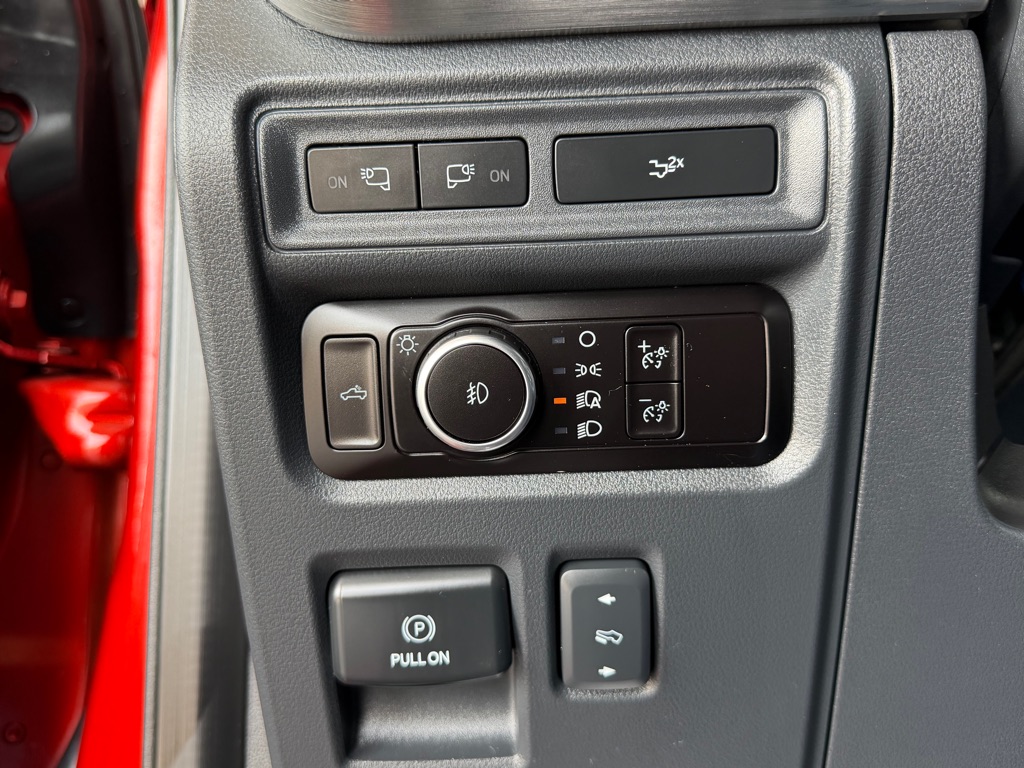 Photo 19 of this FORD F150