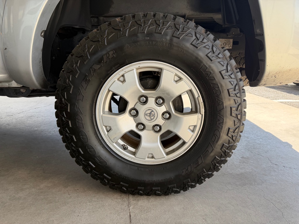 Photo 55 of this TOYOTA TACOMA