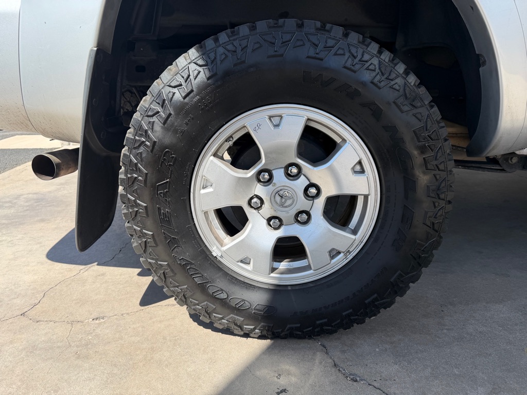 Photo 54 of this TOYOTA TACOMA