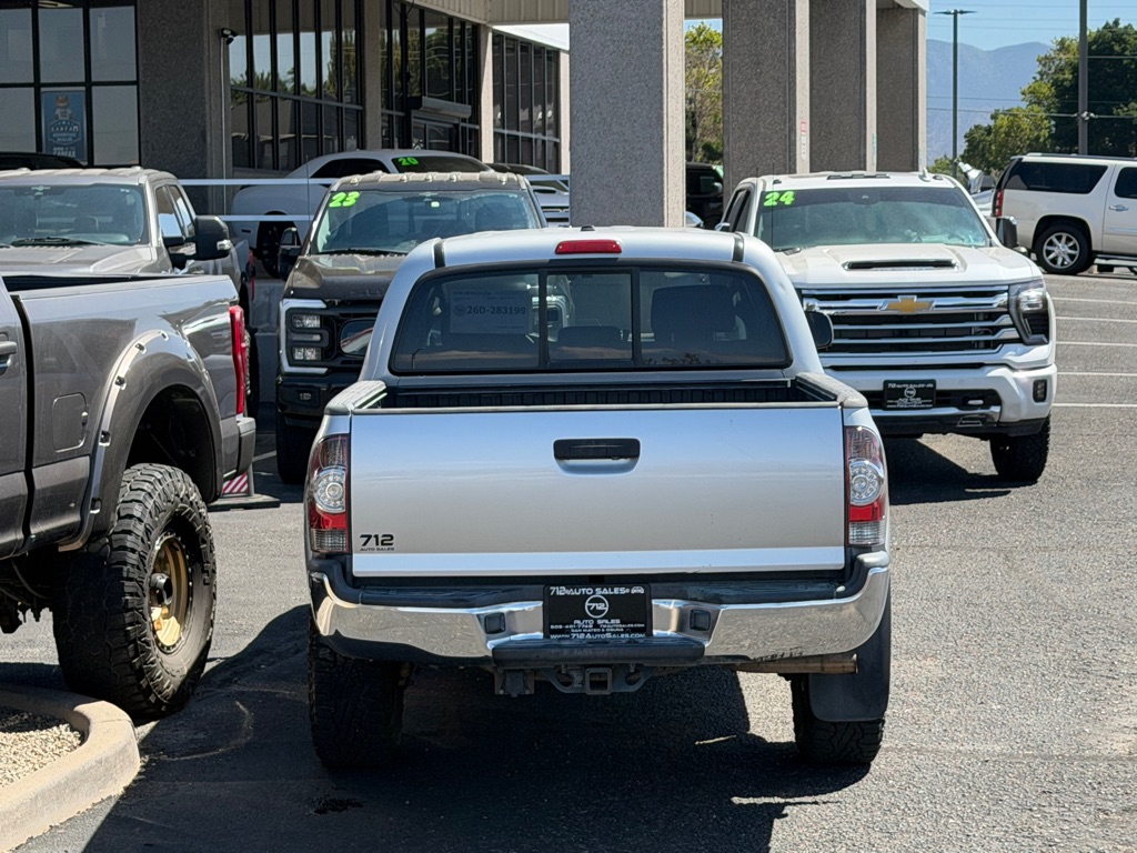 Photo 43 of this TOYOTA TACOMA