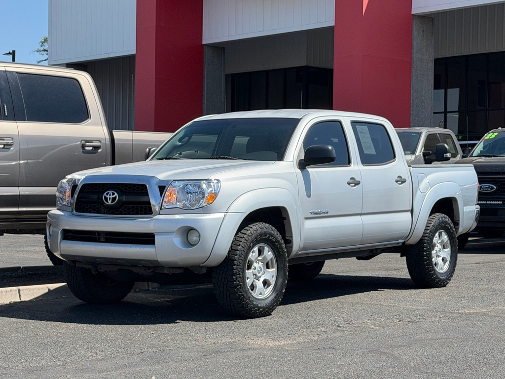 Photo 38 of this TOYOTA TACOMA