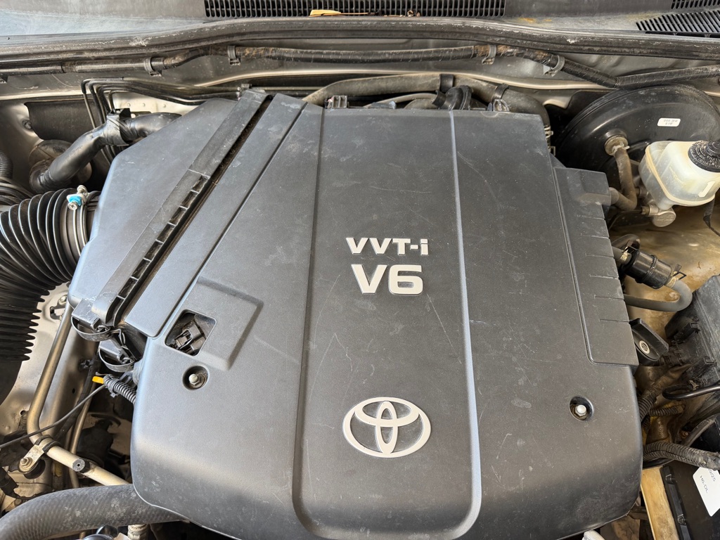 Photo 52 of this TOYOTA TACOMA
