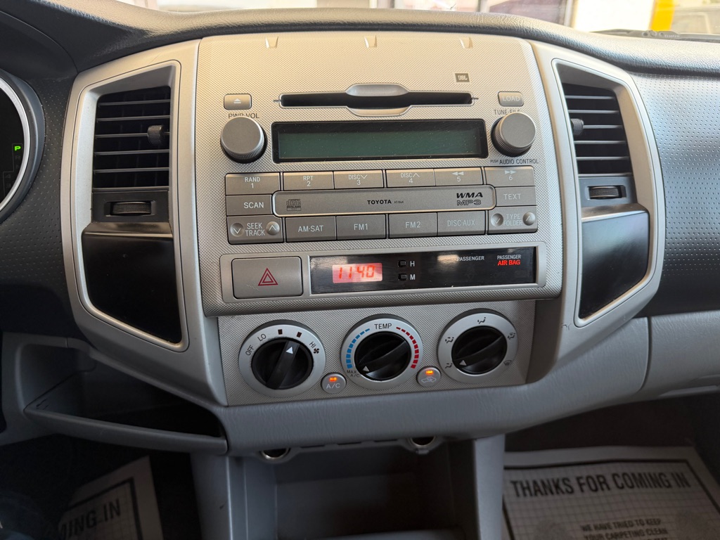 Photo 12 of this TOYOTA TACOMA