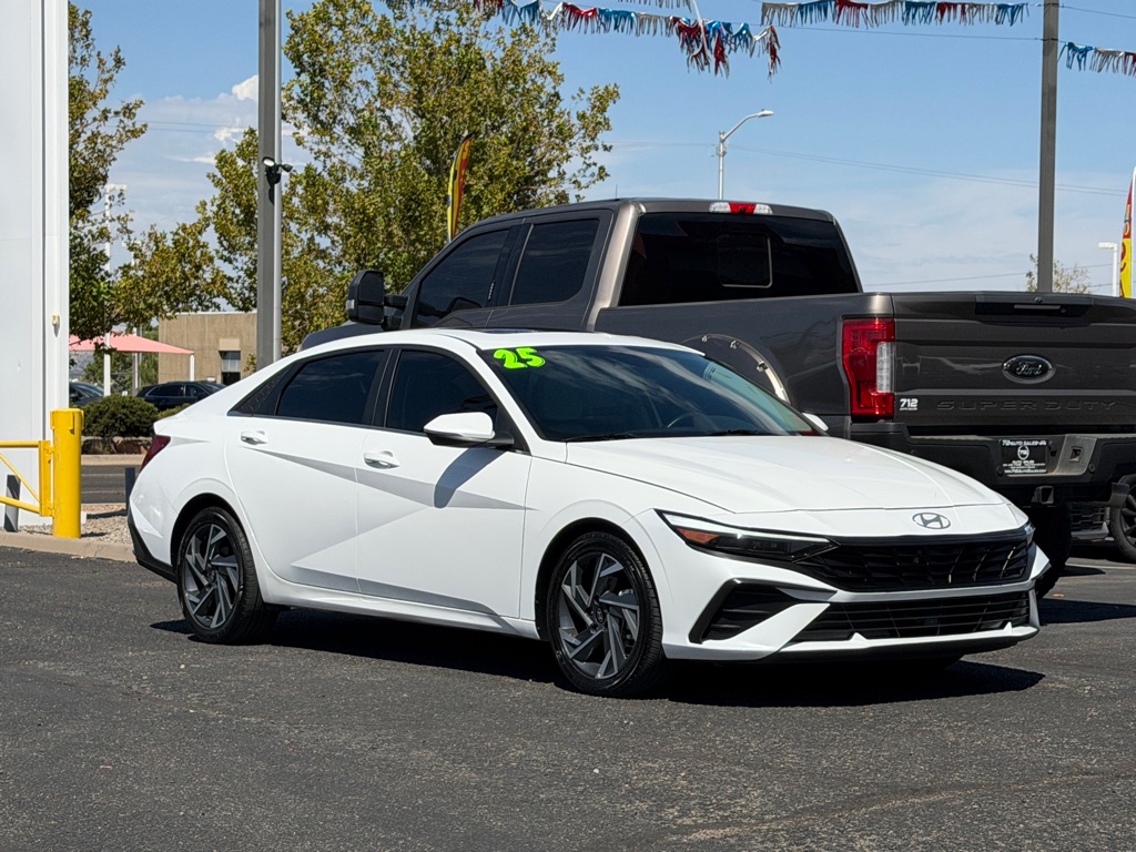 Photo 52 of this HYUNDAI ELANTRA