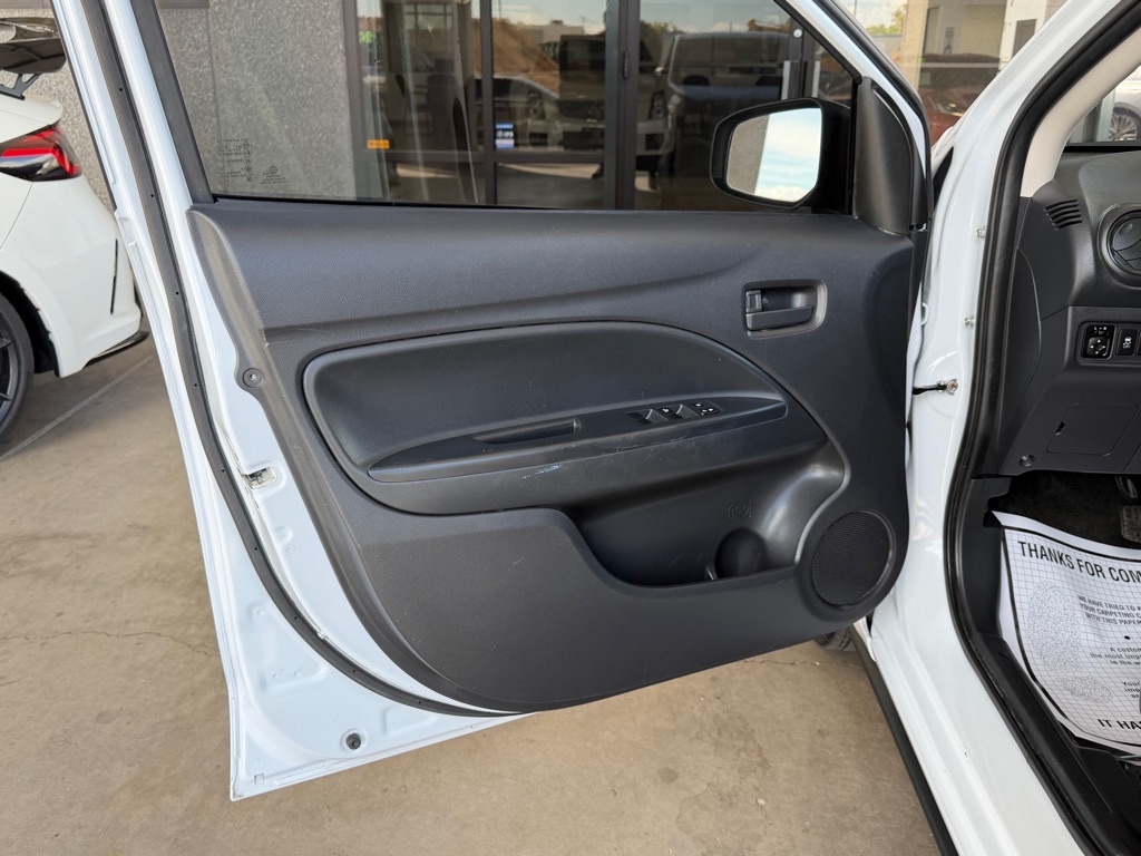 Photo 18 of this MITSUBISHI MIRAGE