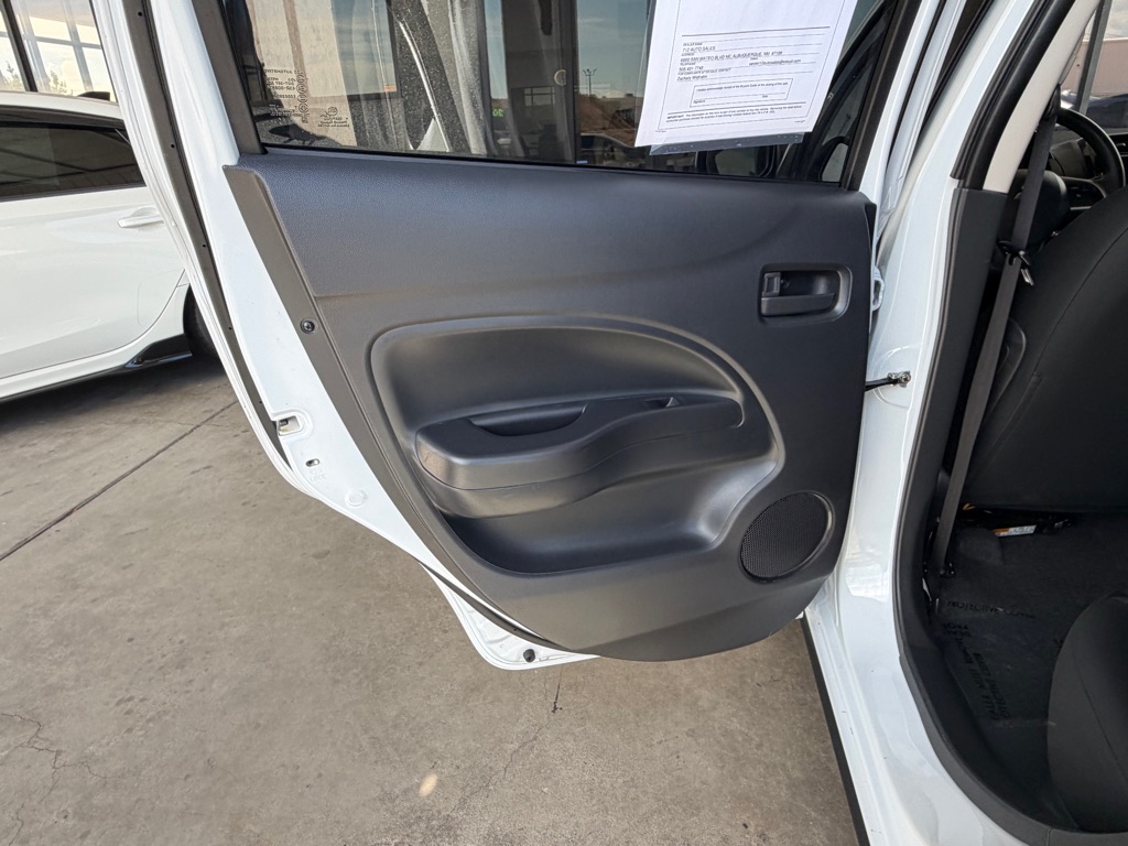 Photo 24 of this MITSUBISHI MIRAGE