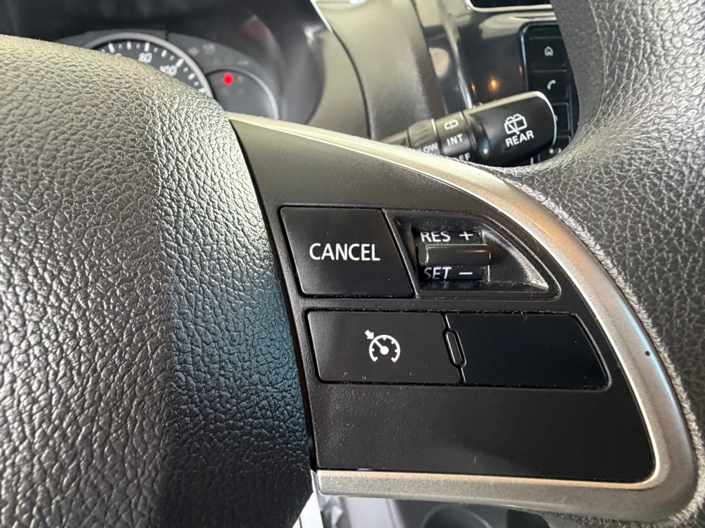 Photo 9 of this MITSUBISHI MIRAGE