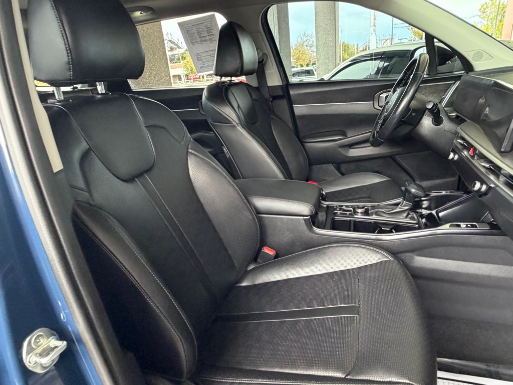 Photo 41 of this KIA SORENTO