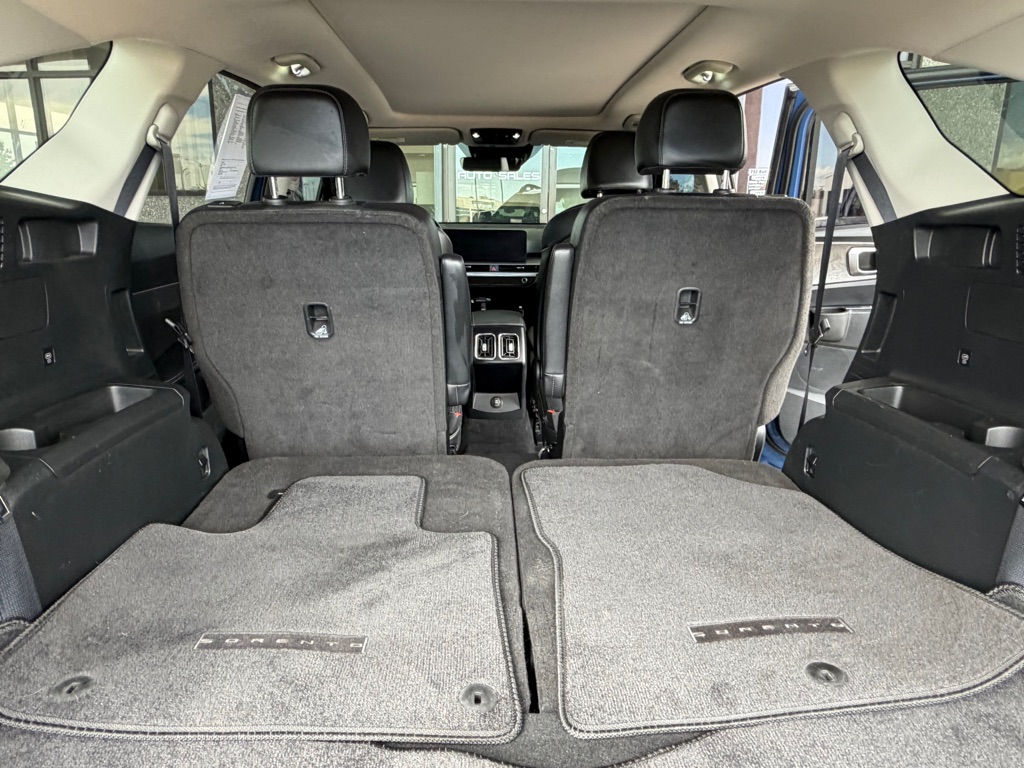 Photo 33 of this KIA SORENTO