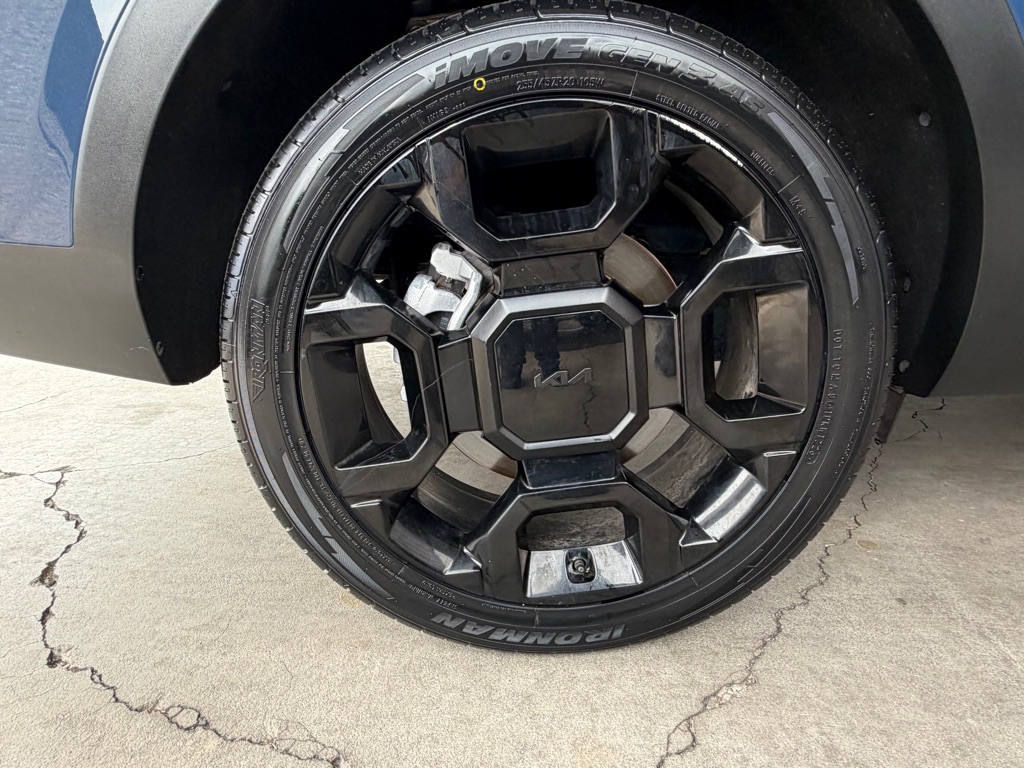 Photo 63 of this KIA SORENTO