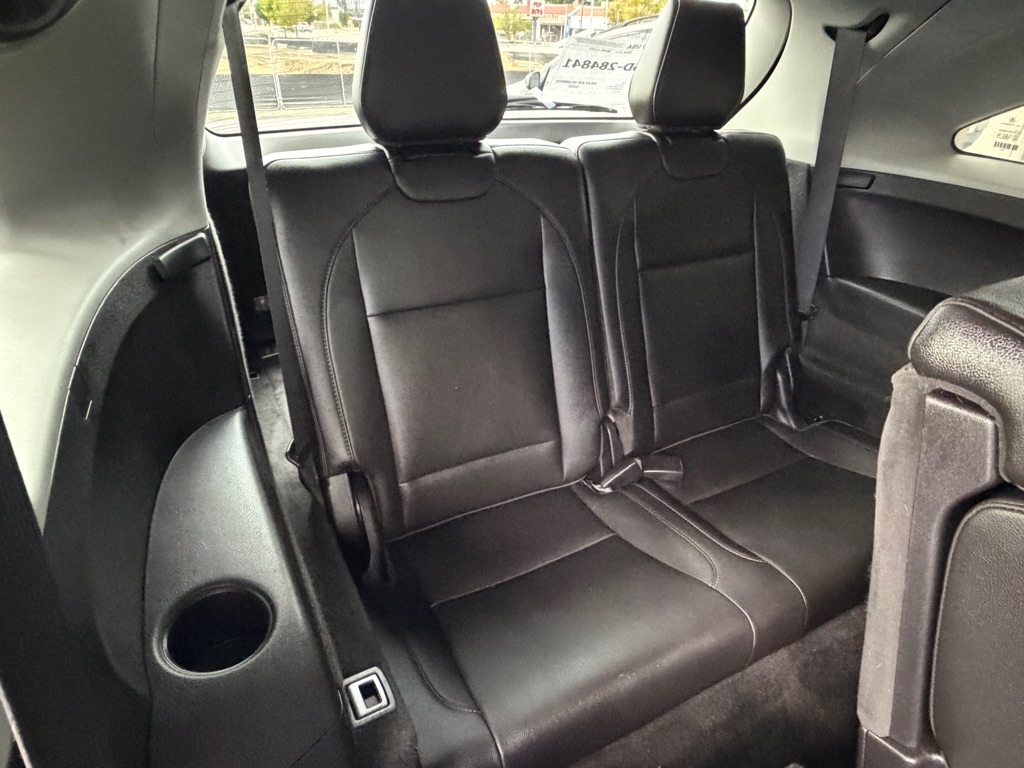 Photo 34 of this ACURA MDX