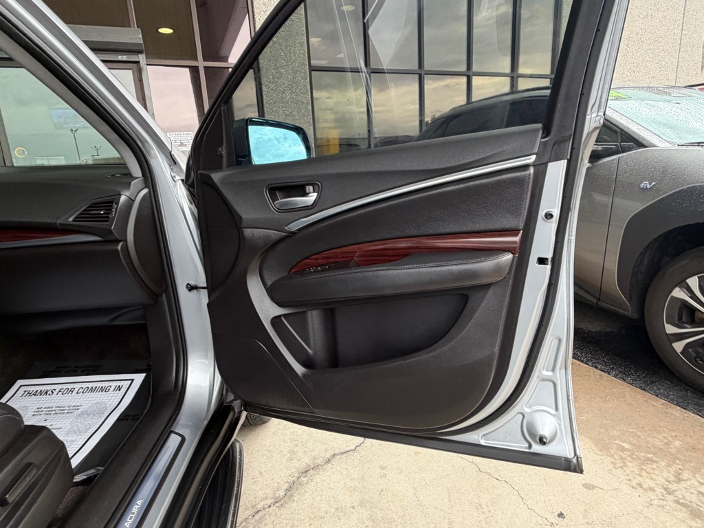 Photo 40 of this ACURA MDX