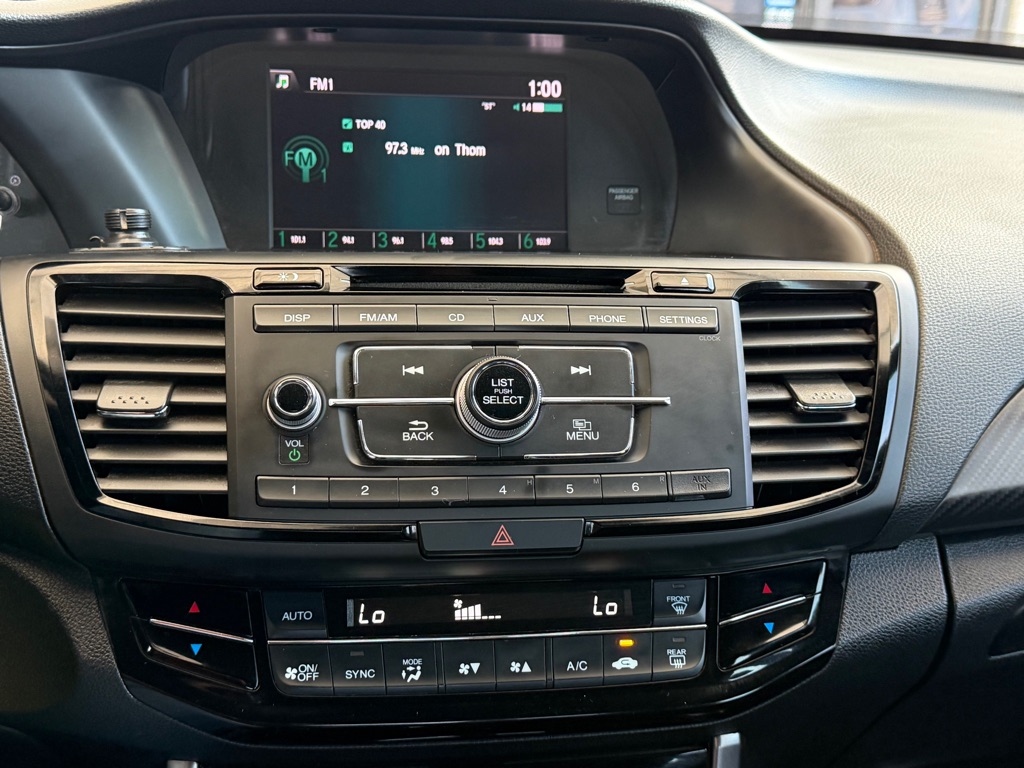 Photo 12 of this HONDA ACCORD