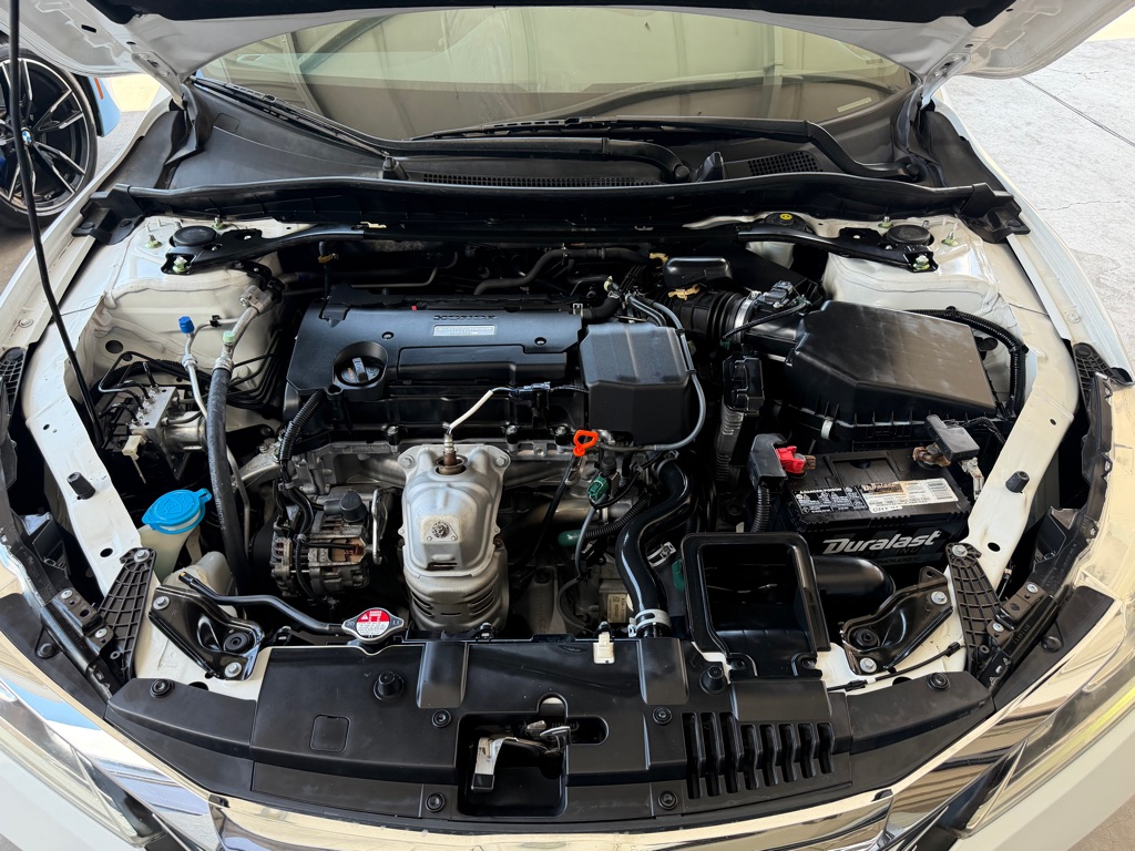 Photo 53 of this HONDA ACCORD
