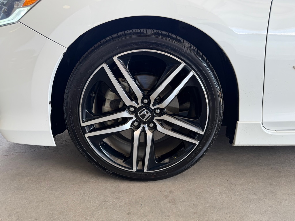 Photo 58 of this HONDA ACCORD