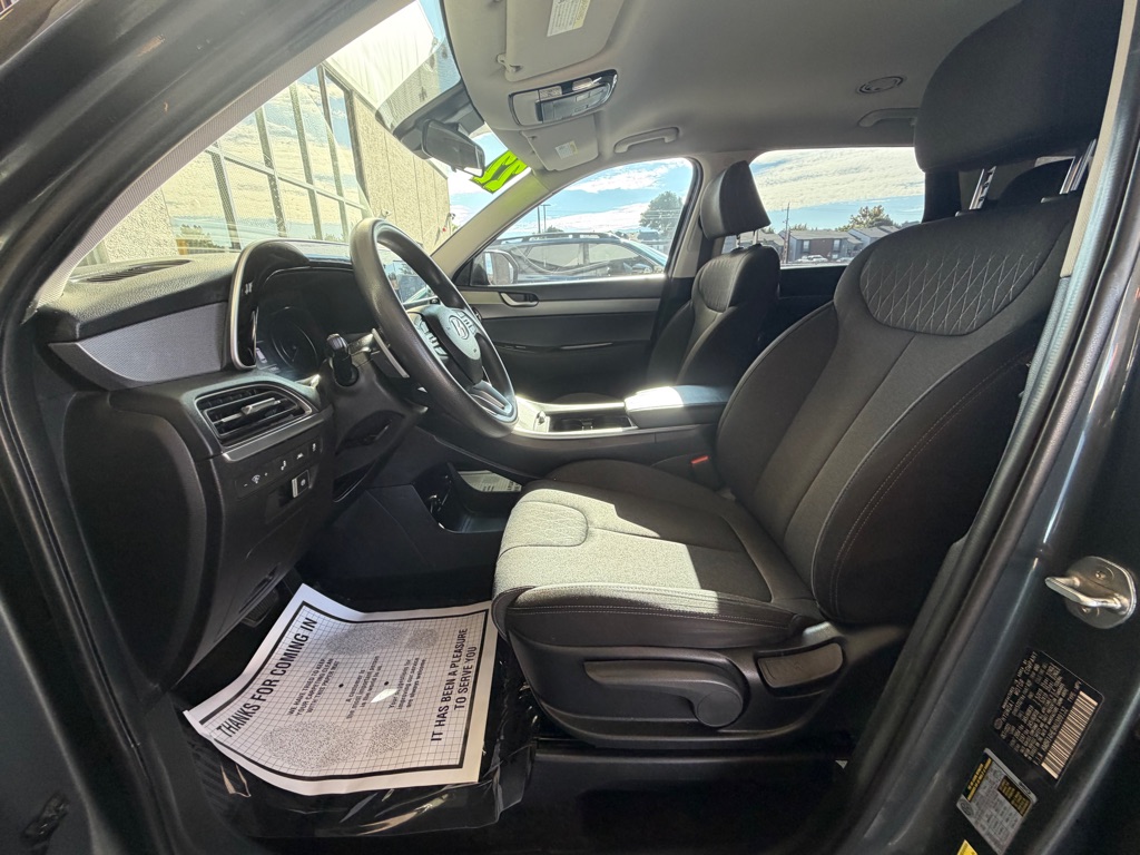 Photo 5 of this HYUNDAI PALISADE