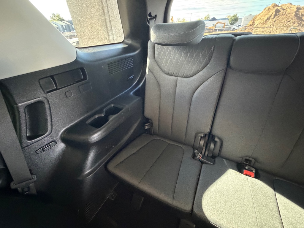 Photo 26 of this HYUNDAI PALISADE