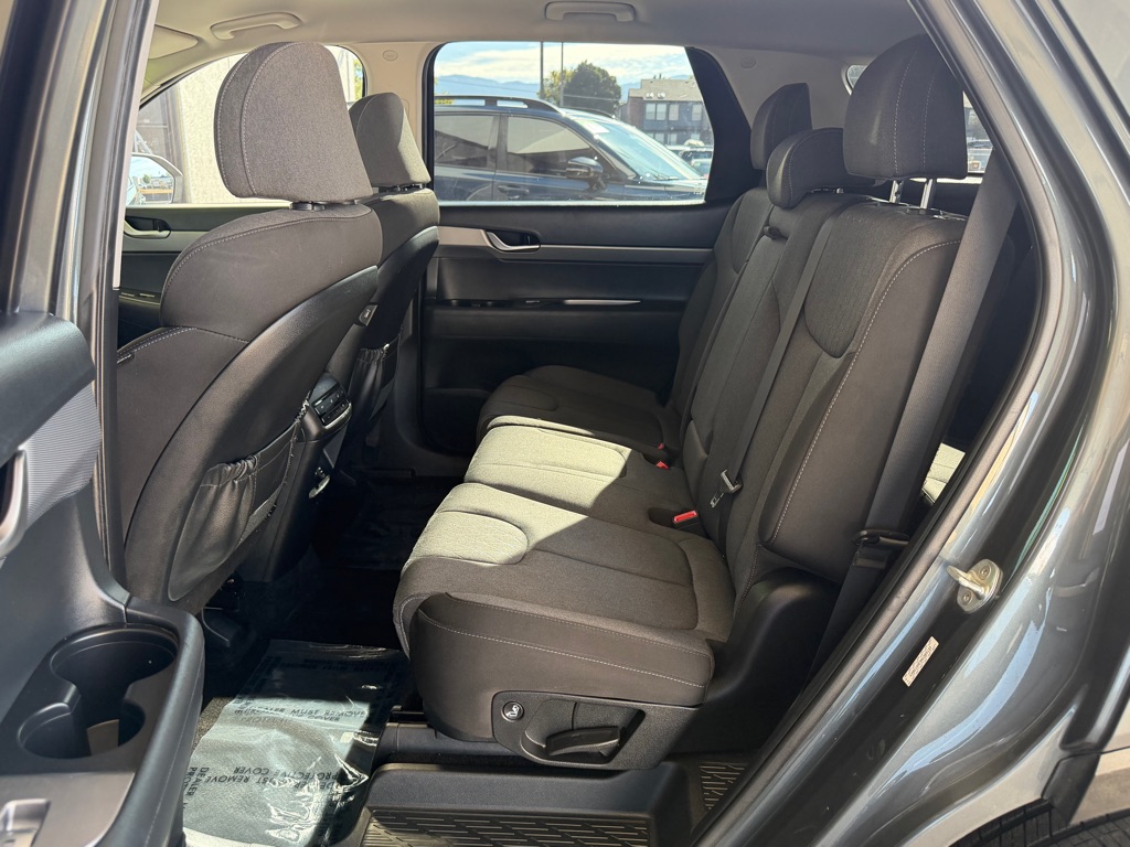 Photo 20 of this HYUNDAI PALISADE