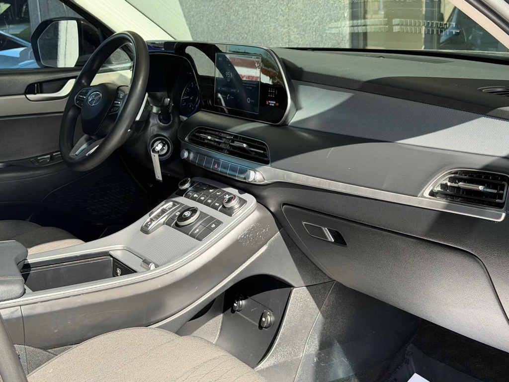 Photo 38 of this HYUNDAI PALISADE