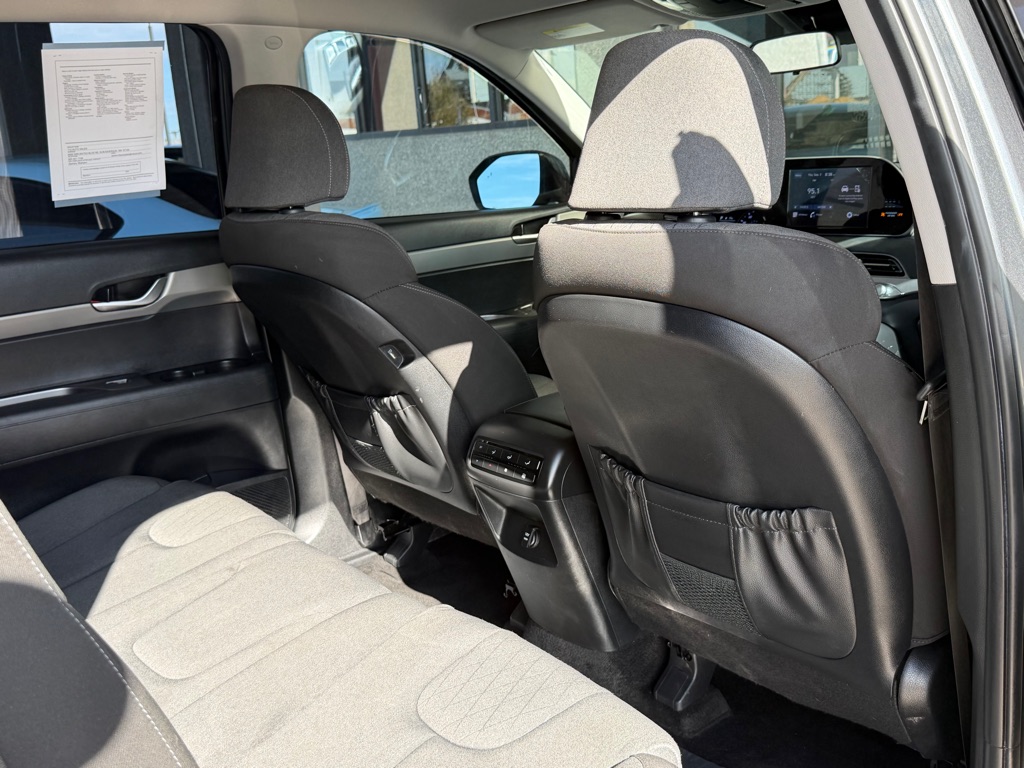 Photo 34 of this HYUNDAI PALISADE