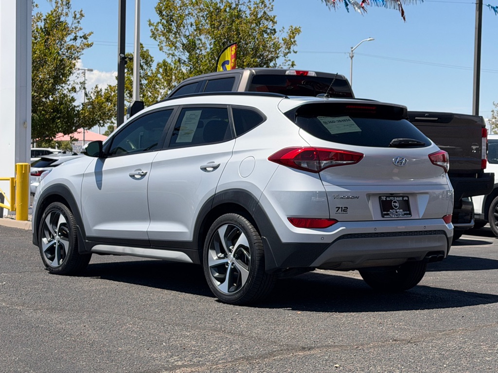Photo 46 of this HYUNDAI TUCSON