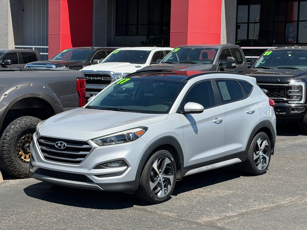Photo 41 of this HYUNDAI TUCSON