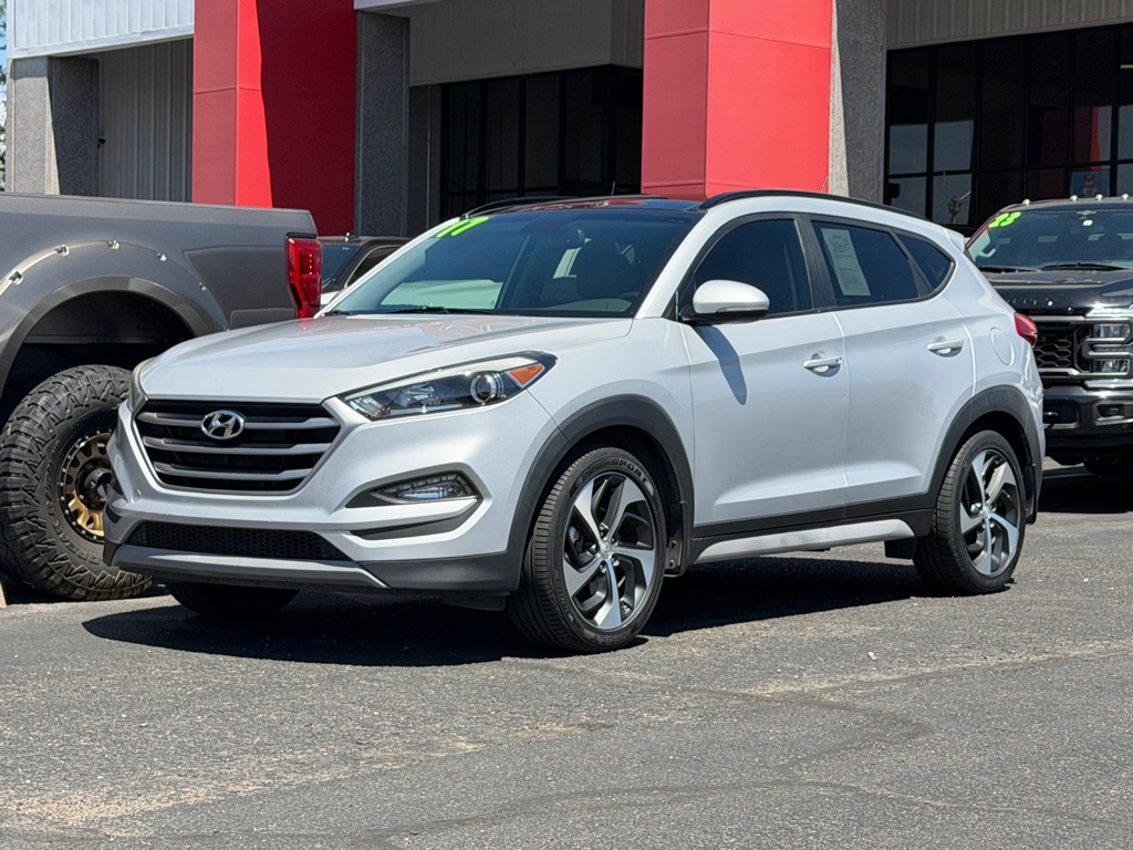 Photo 42 of this HYUNDAI TUCSON