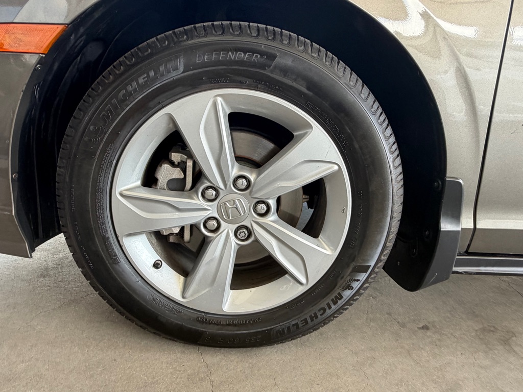 Photo 61 of this HONDA ODYSSEY