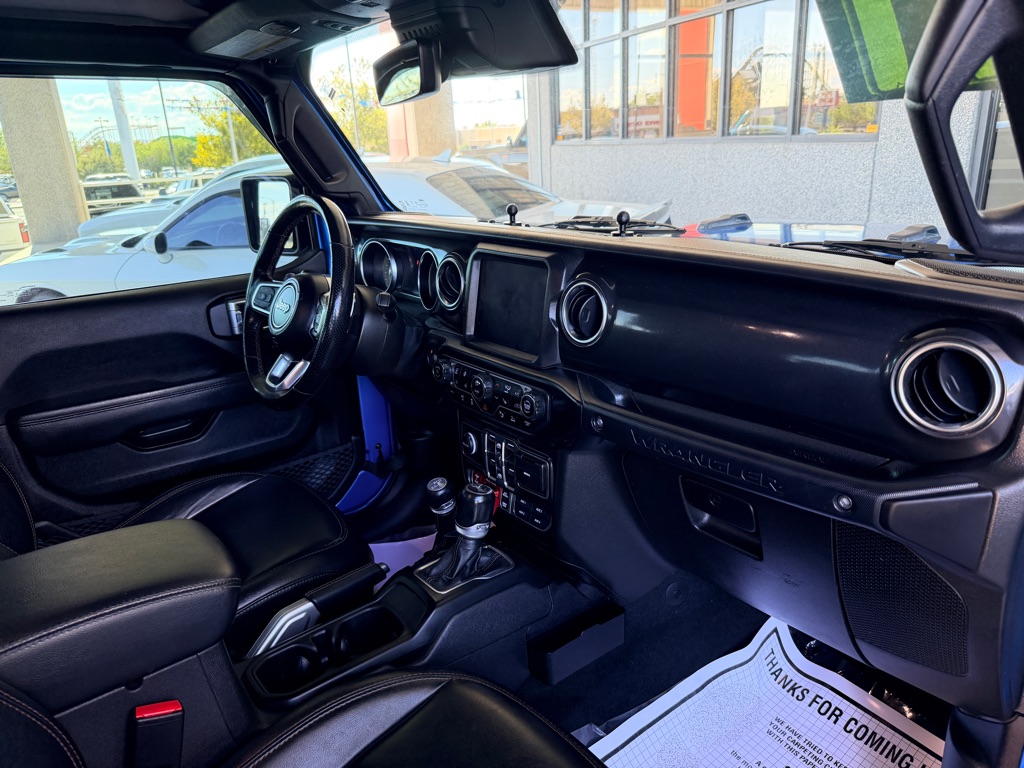 Photo 23 of this JEEP WRANGLER UNLIMI