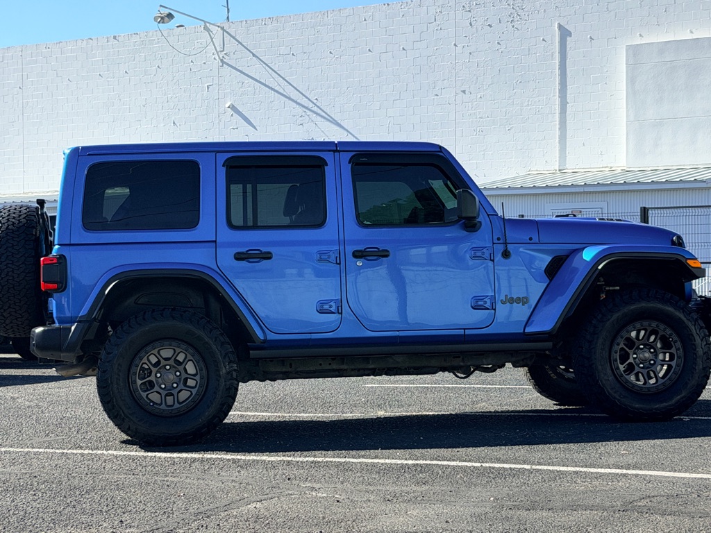 Photo 43 of this JEEP WRANGLER UNLIMI