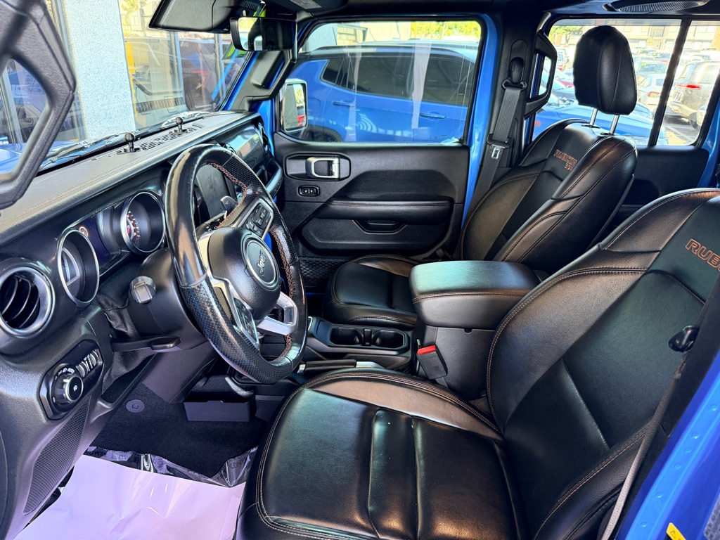 Photo 5 of this JEEP WRANGLER UNLIMI