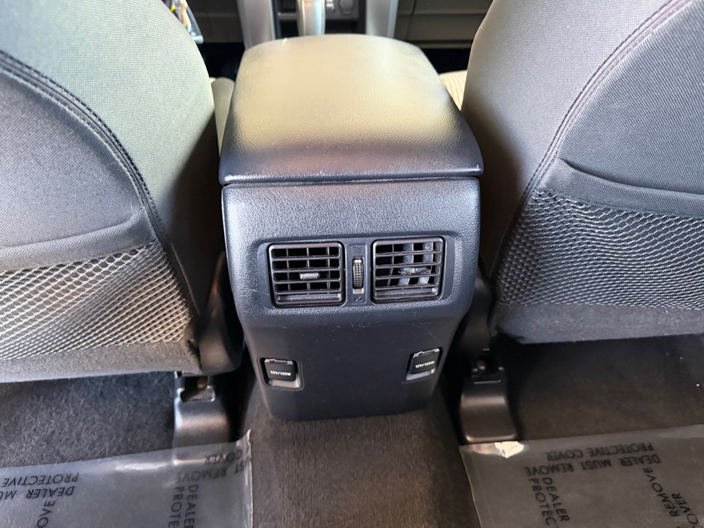 Photo 24 of this TOYOTA 4RUNNER