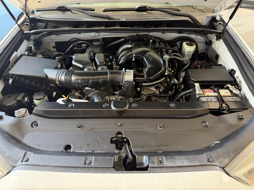Photo 37 of this TOYOTA 4RUNNER